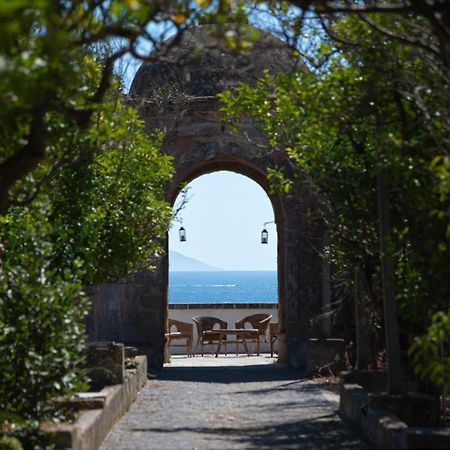 Controvento In Villa Eldorado Procida Eksteriør billede