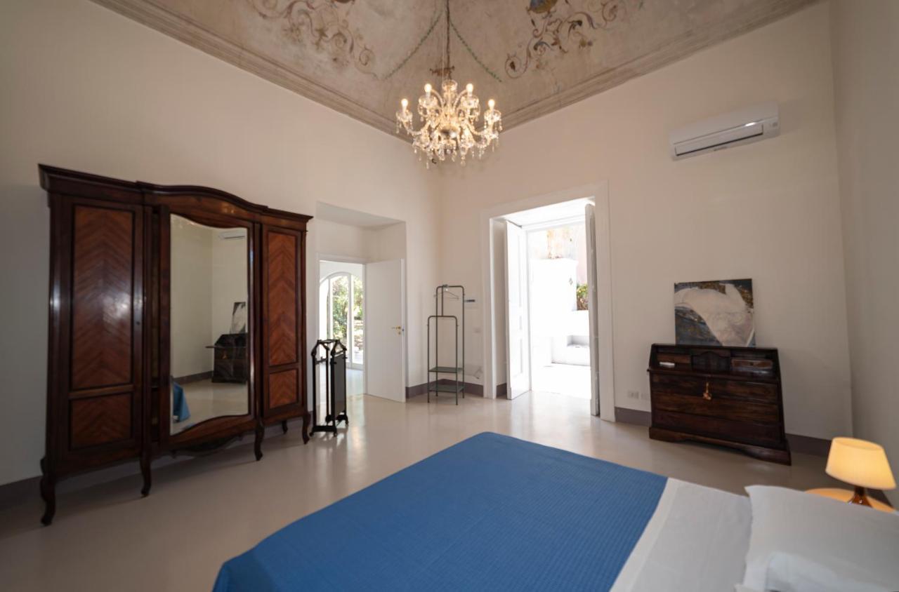 Controvento In Villa Eldorado Procida Eksteriør billede